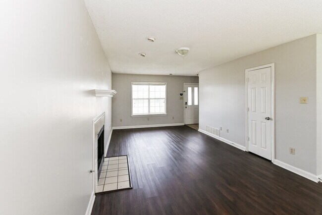 Foto del edificio - 9270 E Sandidge Rd