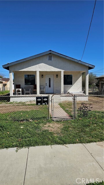 Foto principal - 265 E M St