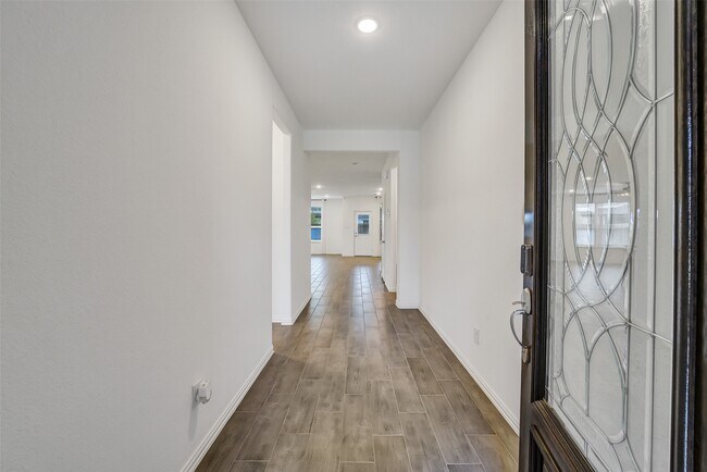 Foto del edificio - 31618 Donoso Dr