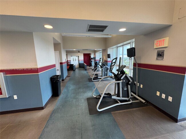 Foto del edificio - 7280 SW 89th St