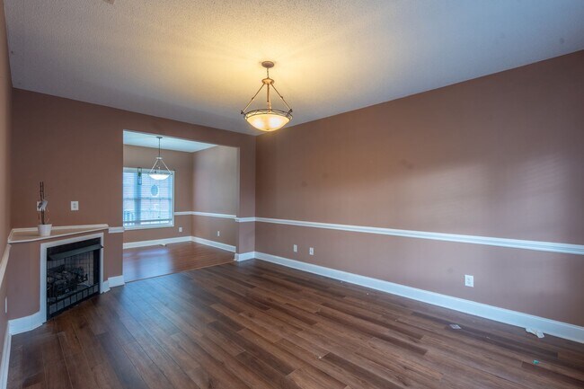 Foto del edificio - Rent-Ready 3BR/2.5BA Townhouse with 2-Car Garage Near Johnson City Hospital