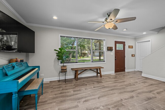Foto del edificio - 3403 Ridge Rd