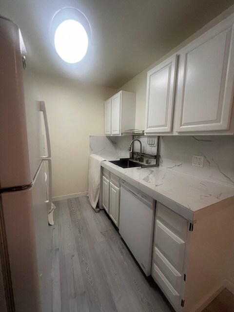 Building Photo - 415 Piccadilly Pl