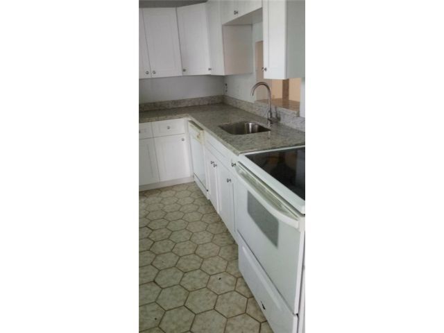 Foto del edificio - 4401 NW 41st St