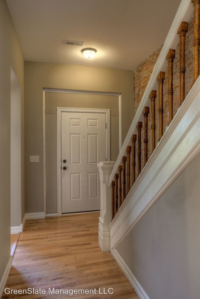 Foto del edificio - 1719 Park Ave