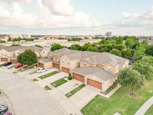 Building Photo - 5908 Lost Valley Dr
