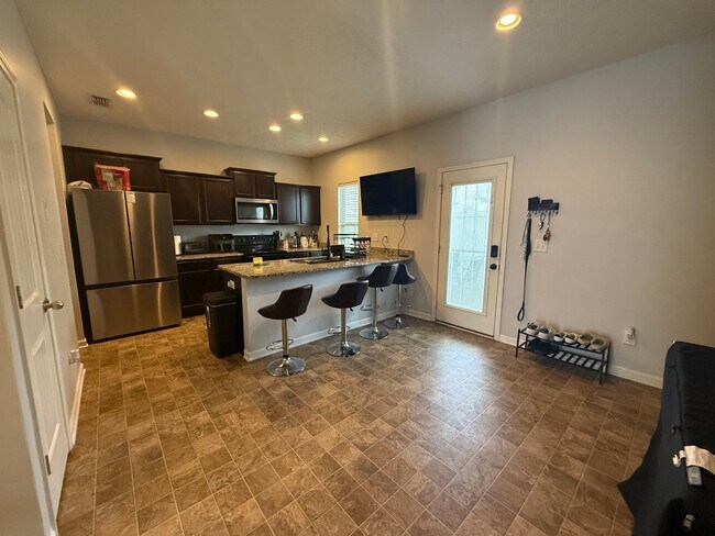 Foto del edificio - 1567 Sprucedale Dr