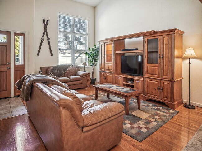 Foto del edificio - The Truckee Riverview Ski Lease
