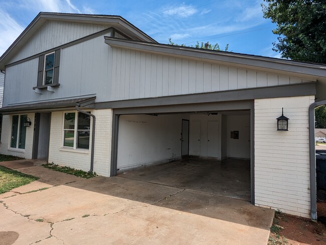 Welcome to Your New HOME - Front of the house with spacious garage - 6720 Elk Canyon Rd