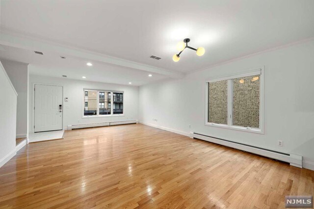 Foto del edificio - 2479 8th St