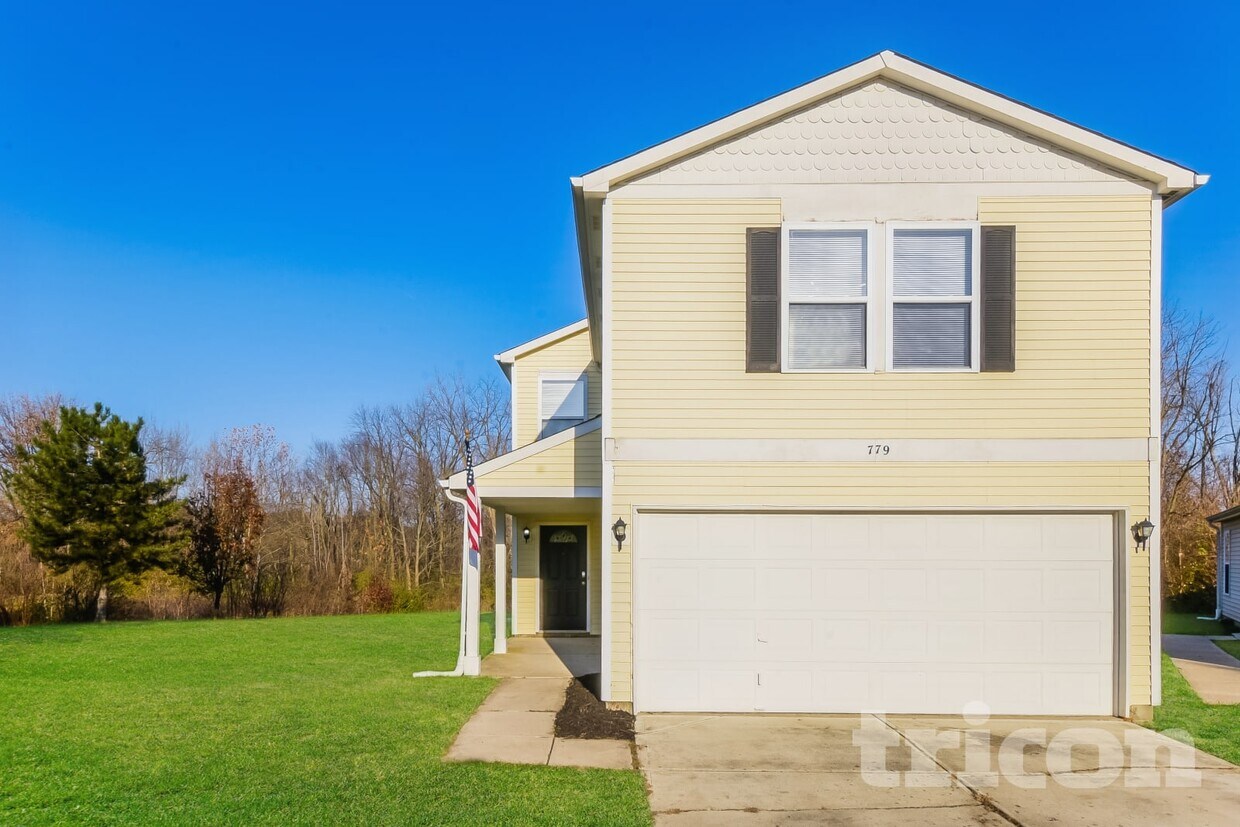 Primary Photo - 779 Fern St