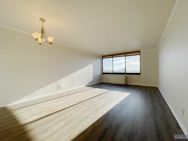 Foto del edificio - 770 Anderson Ave