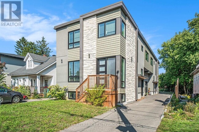 Building Photo - 539 Broadhead Ave