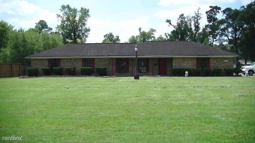 2255 E Lucas Dr, Beaumont, TX 77703 House Rental in Beaumont, TX