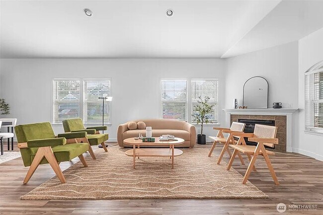 Foto del edificio - 14951 101st Avenue Southeast