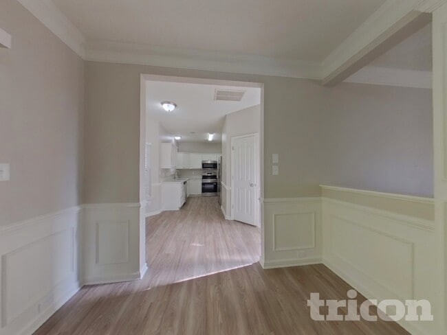 Building Photo - 9420 Misty Arbor Way