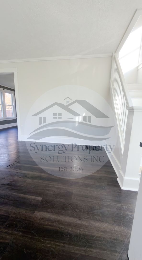 Foto del edificio - Crestline Home Available Now