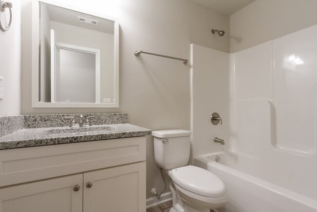 Building Photo - 474 Kirkland Dr