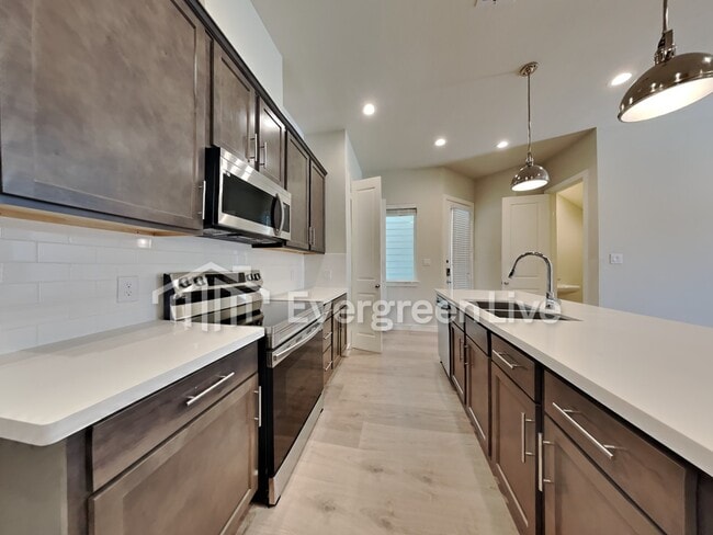 Building Photo - 5718 Paul Quinn St