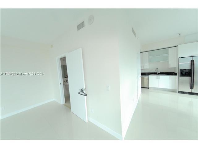 Foto del edificio - 60 SW 13th St