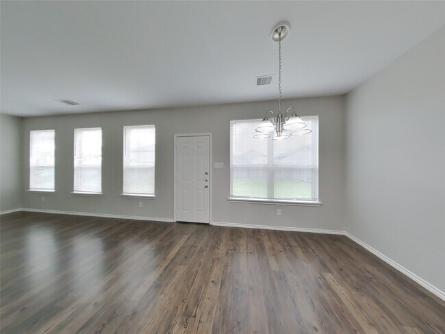 Foto del edificio - 1411 Seagler Pond Ln