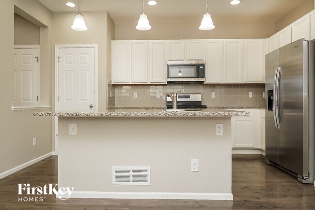 Foto del edificio - 4765 Kittredge St