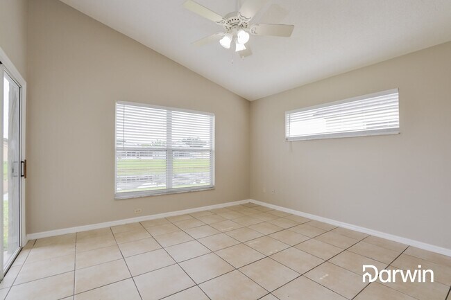 Building Photo - 1395 Sierra Cir