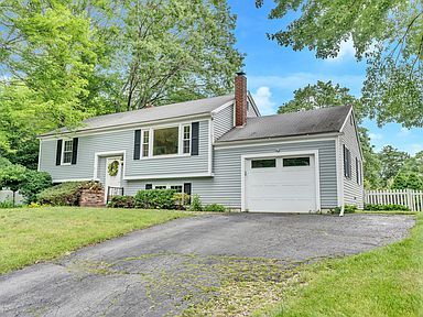Primary Photo - 68 Birchvale Dr