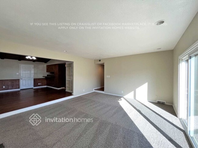 Foto del edificio - 640 W El Camino Ave