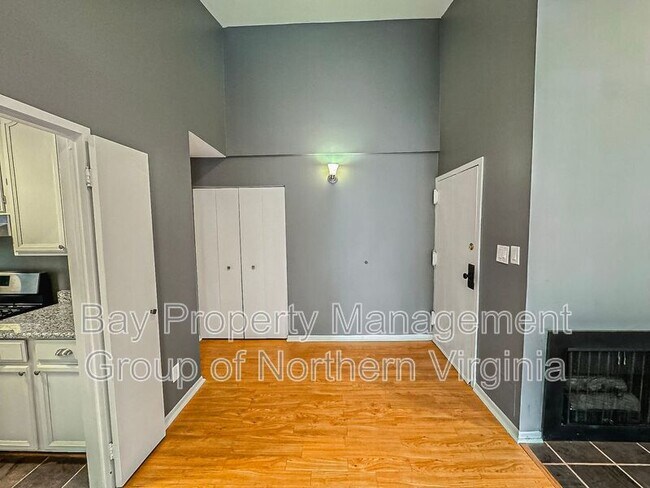 Building Photo - 11837 Shire Ct