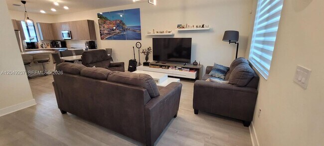 Foto del edificio - 4682 NW 83rd Ave