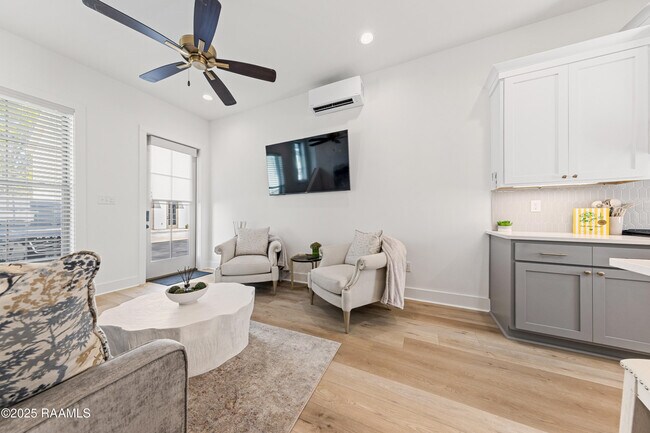 Foto del edificio - 206 Steiner Oaks