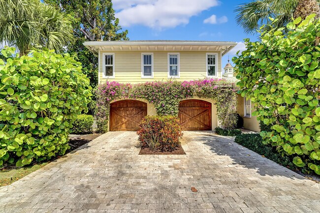 Building Photo - 302 NE 7th Ave