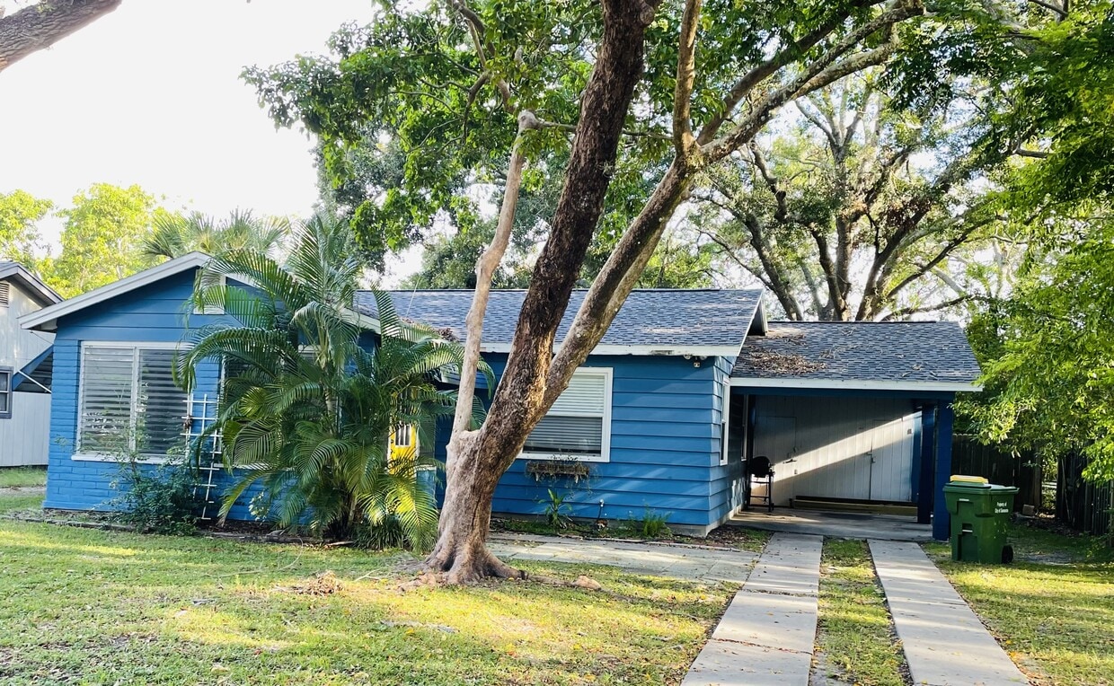 Photo - 2175 Goldenrod St (Sarasota, FL)