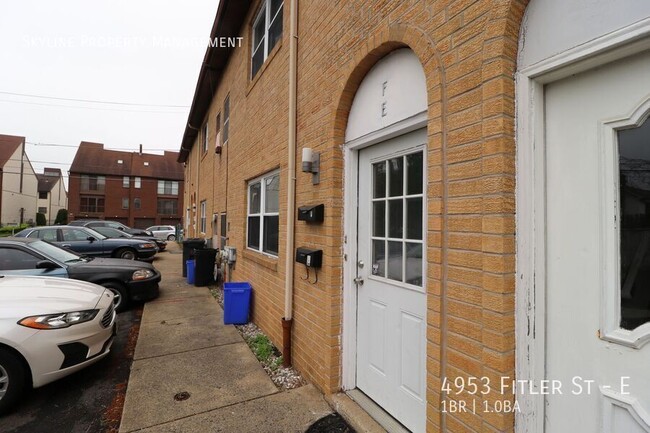 Building Photo - 4953 Fitler St