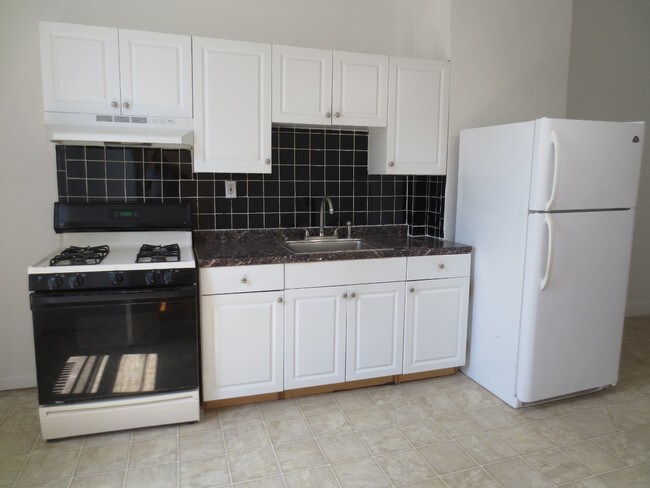 Foto del edificio - 328 19th St