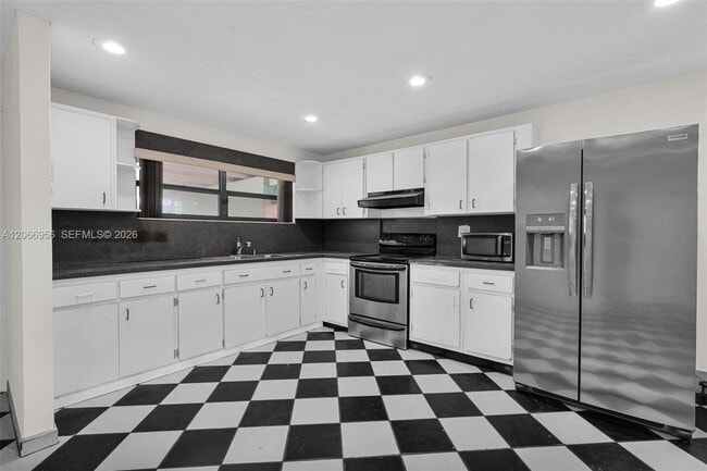 Building Photo - 81 NW 41st St