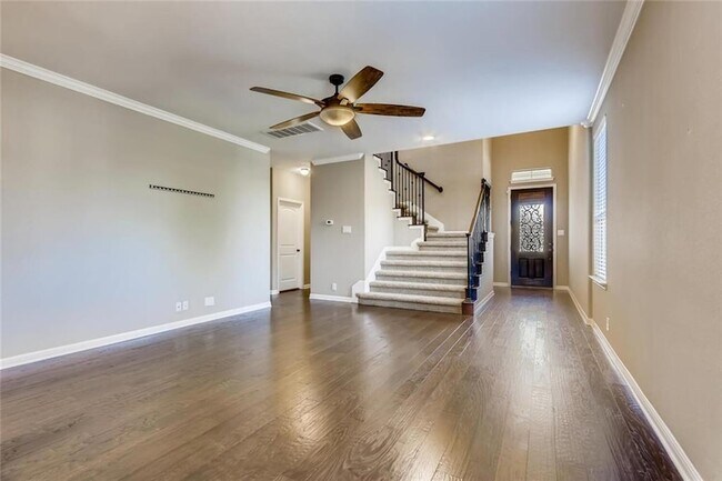 Building Photo - 7500 Colina Vista Loop