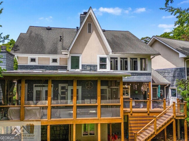 Foto del edificio - 5177 Stratham Dr