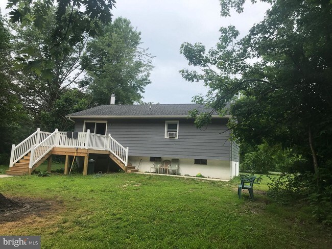 Building Photo - 394 Rd 128