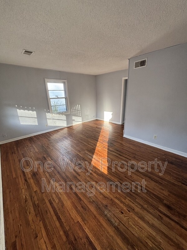 Foto del edificio - 1912 N Grove St