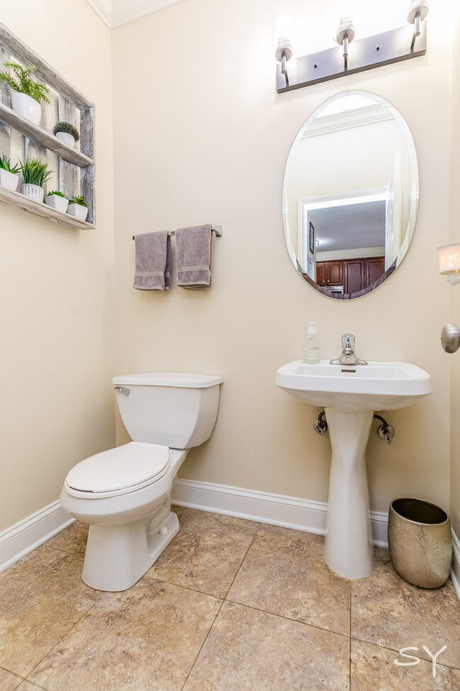 Powder Room - 121 Neutrenton Ave