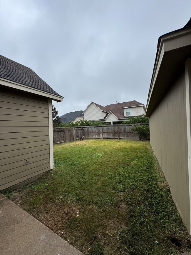 Foto del edificio - 12622 Riverhill Ct