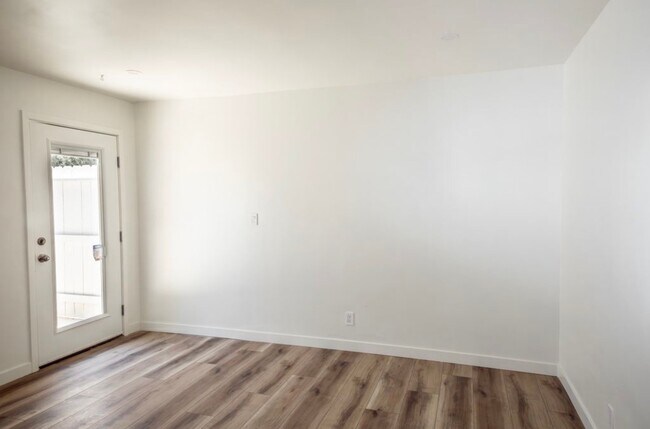 Foto del edificio - 439 S Evergreen Ave