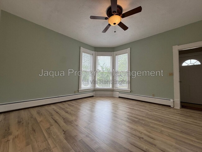 Building Photo - 508 N James St