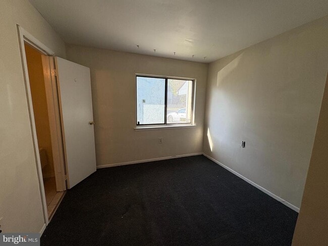 Foto del edificio - 1007 Timber Creek Rd