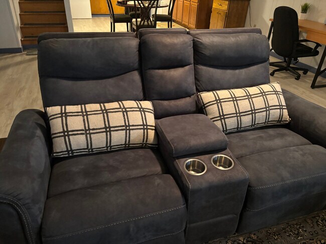 Foto del edificio - 13 Pennwood Rd