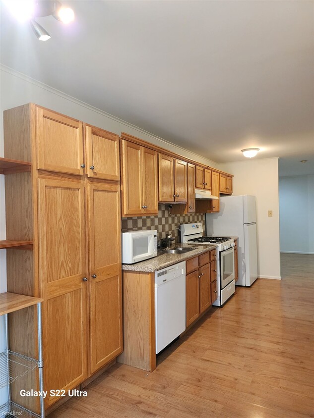 Primary Photo - 3 br, 2.5 bath Townhome - 1585 Pinewind Drive
