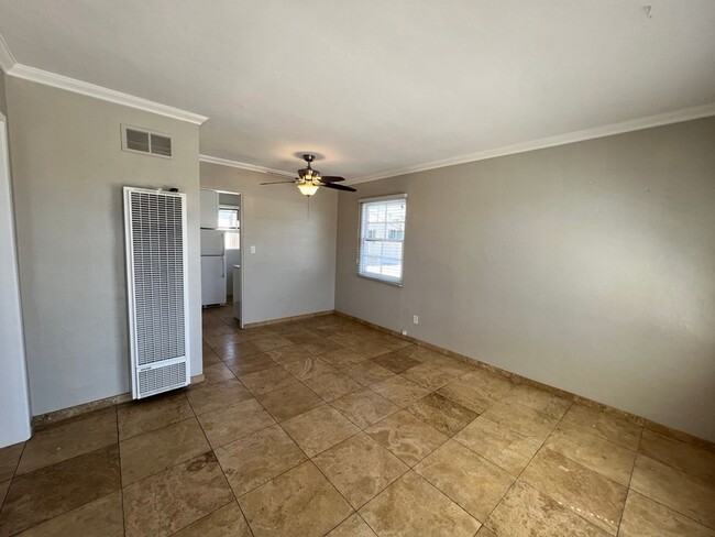 Foto del interior - 4834-4840 Long Branch Ave