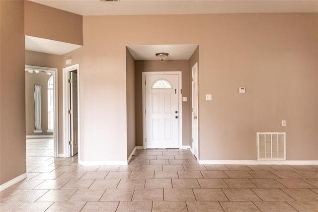 Building Photo - 6630 Blue Water Cir